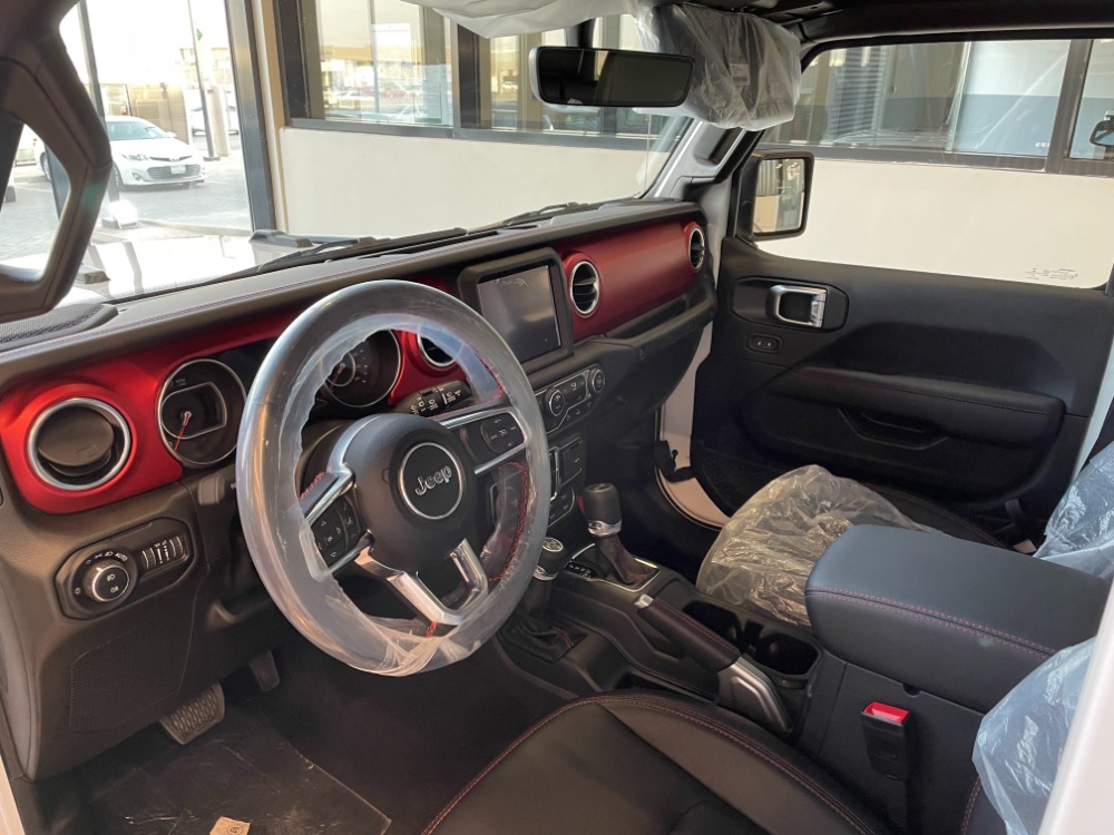 جيب-جلاديتور-1