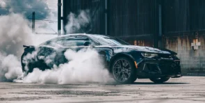 تتوفر بثلاثة محركات.. تعرّف على محركات وتسارع سيارة شيفورليه كمارو 2022 شيفورليه كمارو