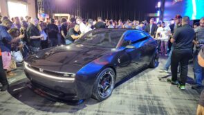 دودج تشارجر دايتونا SRT الاختبارية هي أول سيارة كهربائية عضلية للعلامة 5