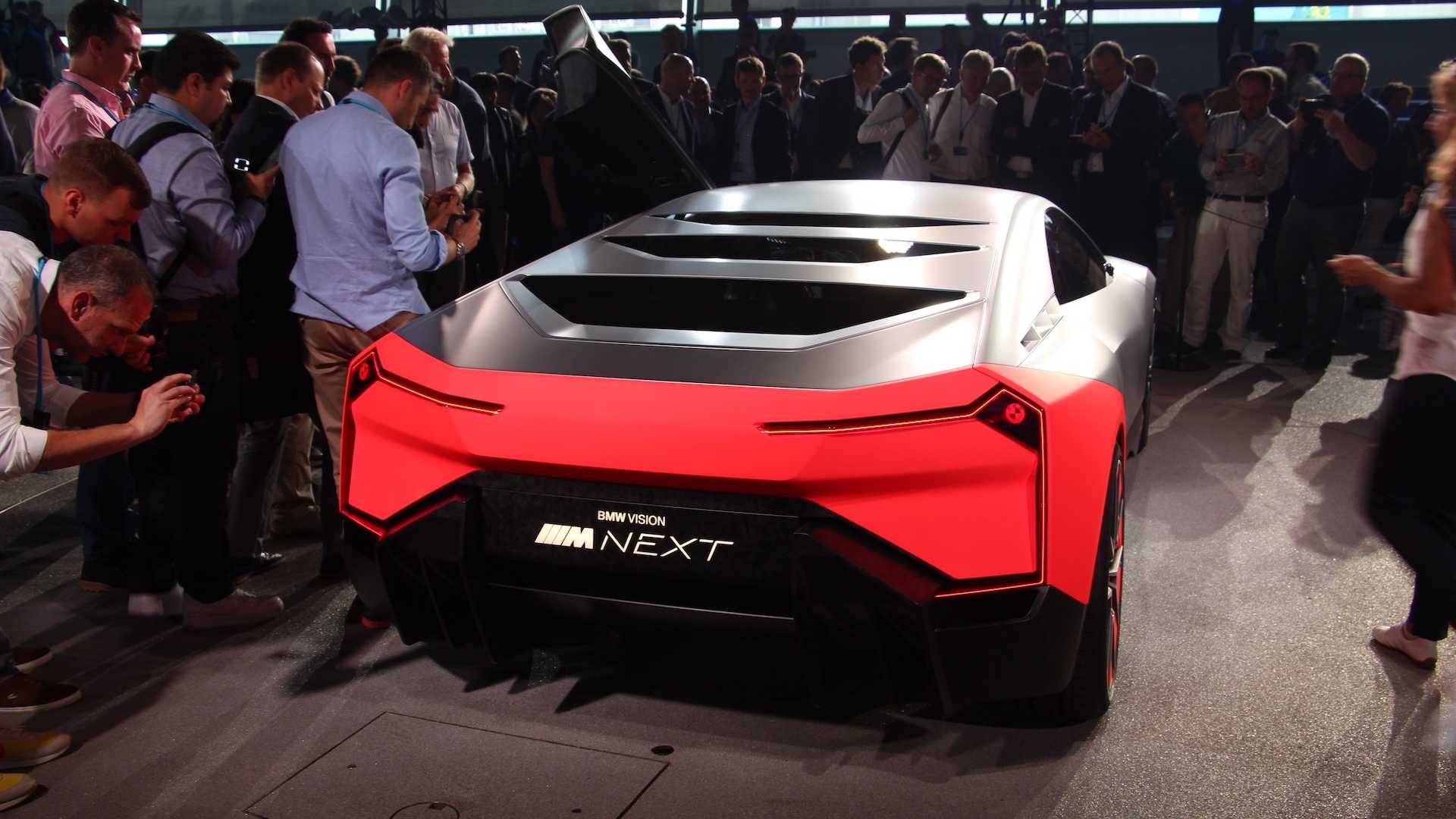 بي ام دبليو تلمح لتطوير سوبركار كهربائية جديدة بقوة 1341 حصان بي ام دبليو تلمح لتطوير سوبركار كهربائية جديدة بقوة 1341 حصان 1