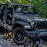 جيب رانجلر 2023 تحصل على فئة ويليز 4xe هايبرد الجديدة "أسعار وصور ومواصفات" 1