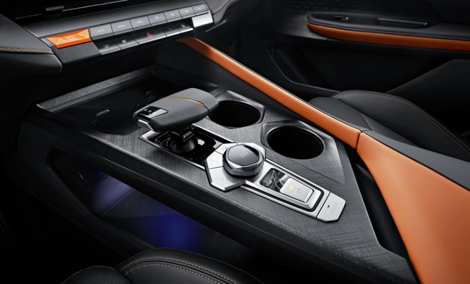 شانجان-uni-v-2023-المربع-نت-8