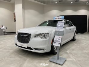 عروض الصيف من بترومين ستيلانتس مستمرة.. تفاصيل عروض الكاش باك على فئات كرايسلر 300 عروض الصيف من بترومين ستيلانتس مستمرة.. تفاصيل عروض الكاش باك على فئات كرايسلر 300 2