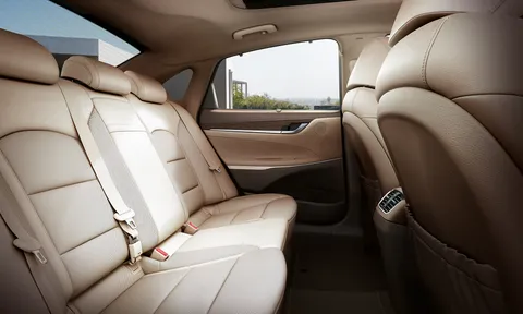 عيوب هيونداي أزيرا V6 3.5L Premium