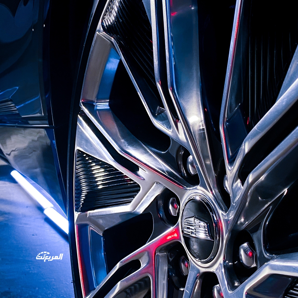 كاديلاك-ليريك-2023-المربع-نت-11