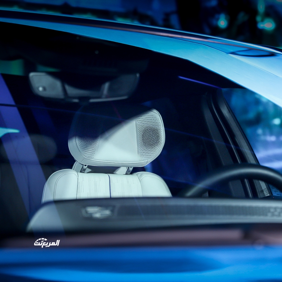 كاديلاك-ليريك-2023-المربع-نت-4