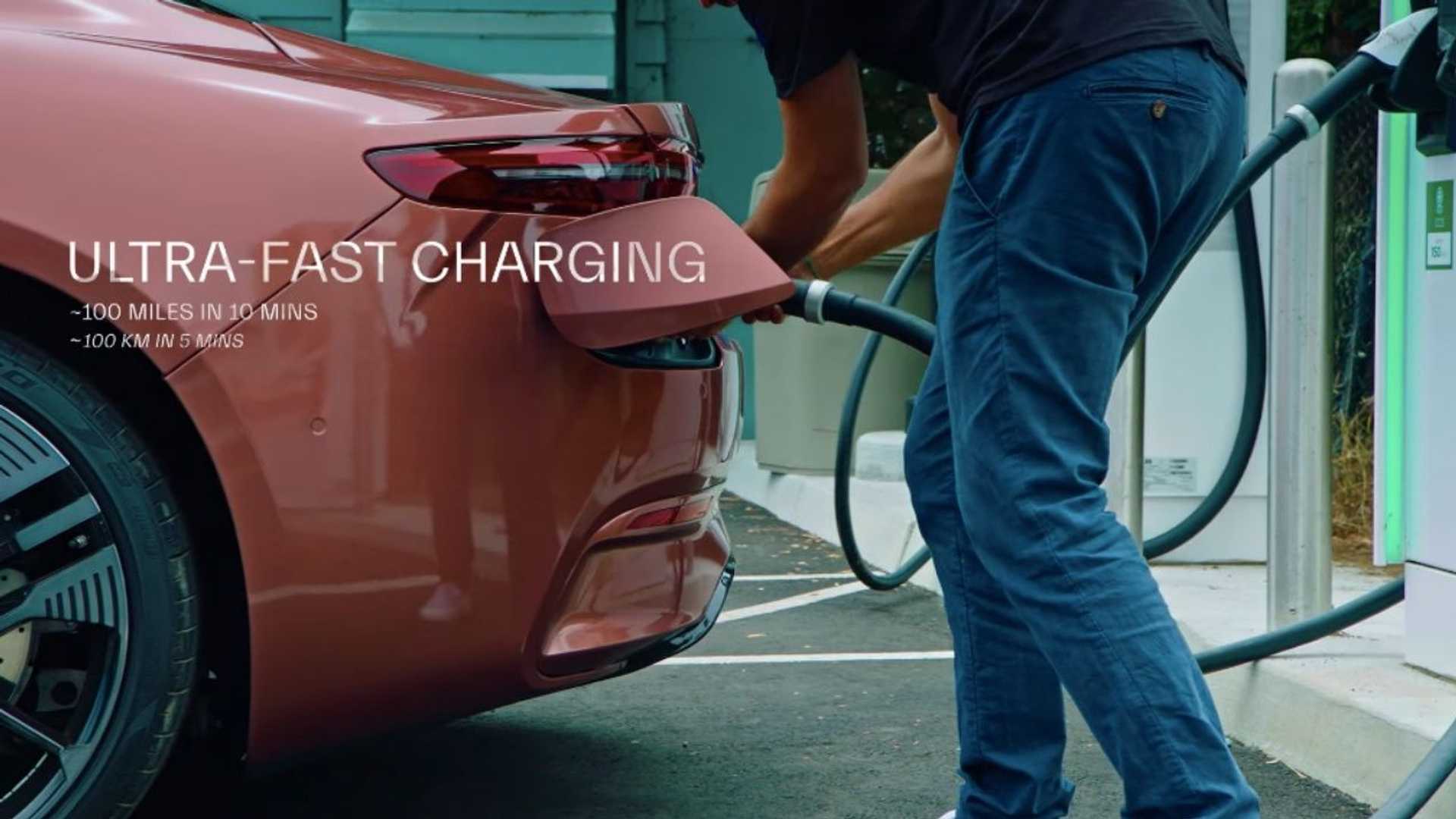 مازيراتي تكشف مواصفات وخارجية جران توريزمو فولجوري الجديدة كلياً 9