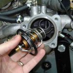  أشهر أعراض تلف ترموستات السيارة 1