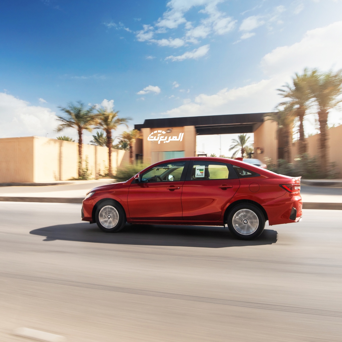 تويوتا-يارس-2023-المربع-نت-3