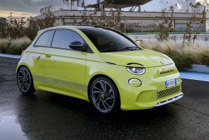 أبارث 500e أول سيارة كهربائية للعلامة الرياضية بقوة 155 حصان أبارث 500e