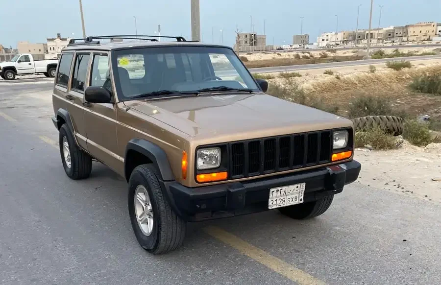 لعشاق السيارات القديمة.. هذه أسعار شيروكي 2000 في السعودية