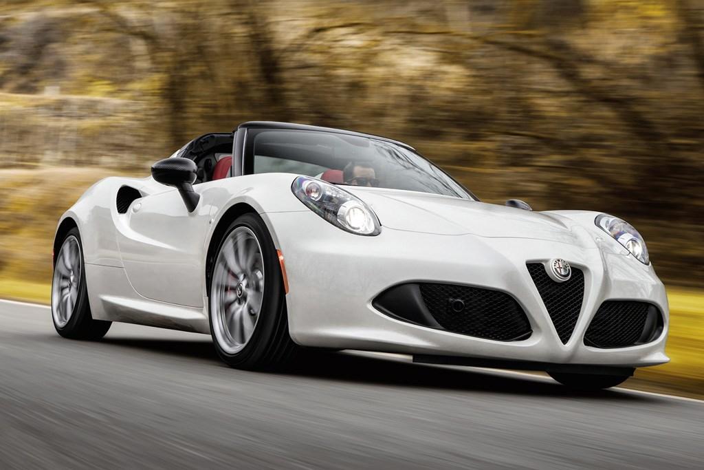 ألفا روميو 4C صغيرة فيراري.. أسباب ترفع قيمتها بين السيارات الرياضية الكلاسيكية في المستقبل ألفا روميو 4C صغيرة فيراري.. أسباب ترفع قيمتها بين السيارات الرياضية الكلاسيكية في المستقبل 2