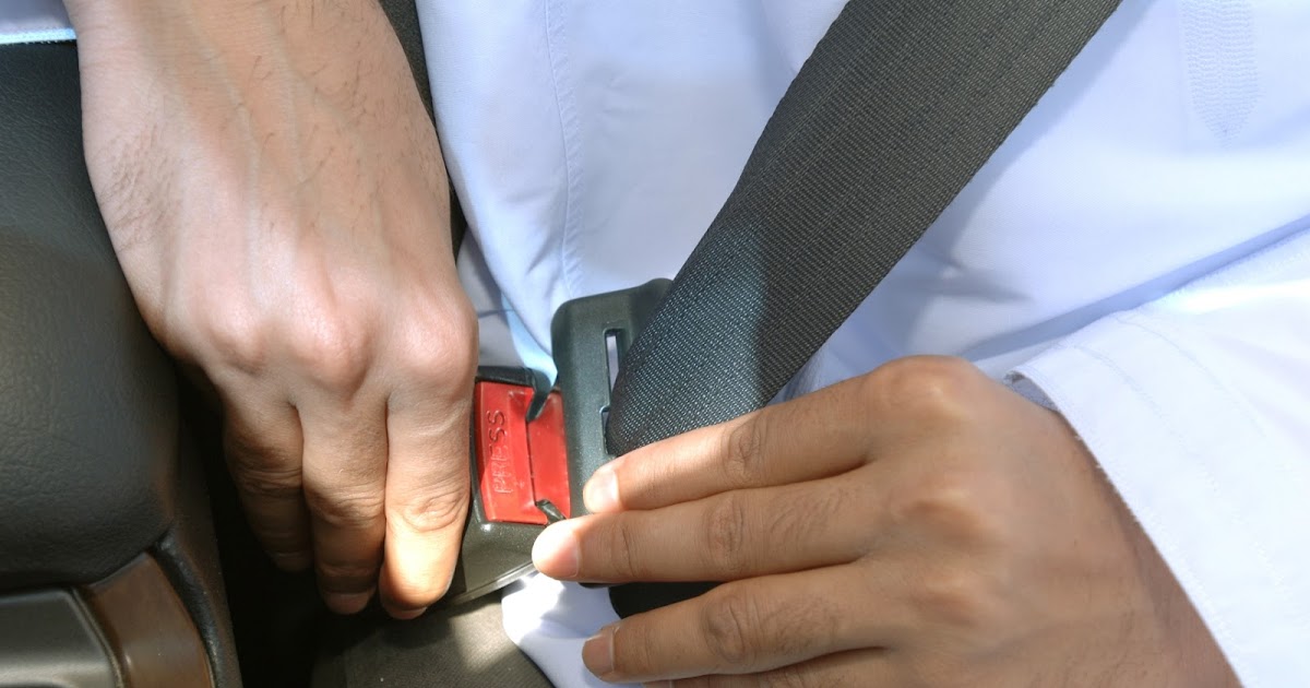 تعرف على أدوات القيادة الآمنة لتجنب الحوادث تعرف على أدوات القيادة الآمنة لتجنب الحوادث 3