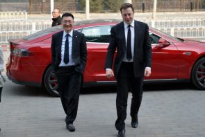 ايلون ماسك قد يختار رئيس تيسلا الصين لمنصب المدير العالمي للشركة