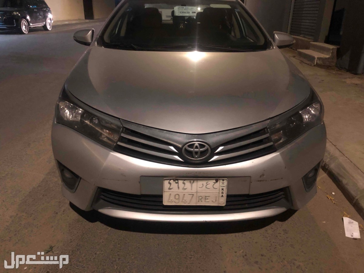 ما هو سعر تويوتا كورولا 2015 في سوق السيارات المستعملة بالسعودية؟ 3