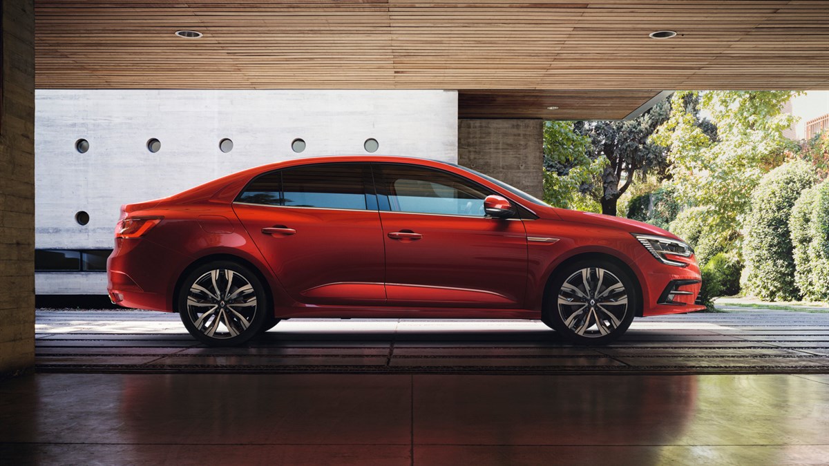 رينو-ميجان-2023-2