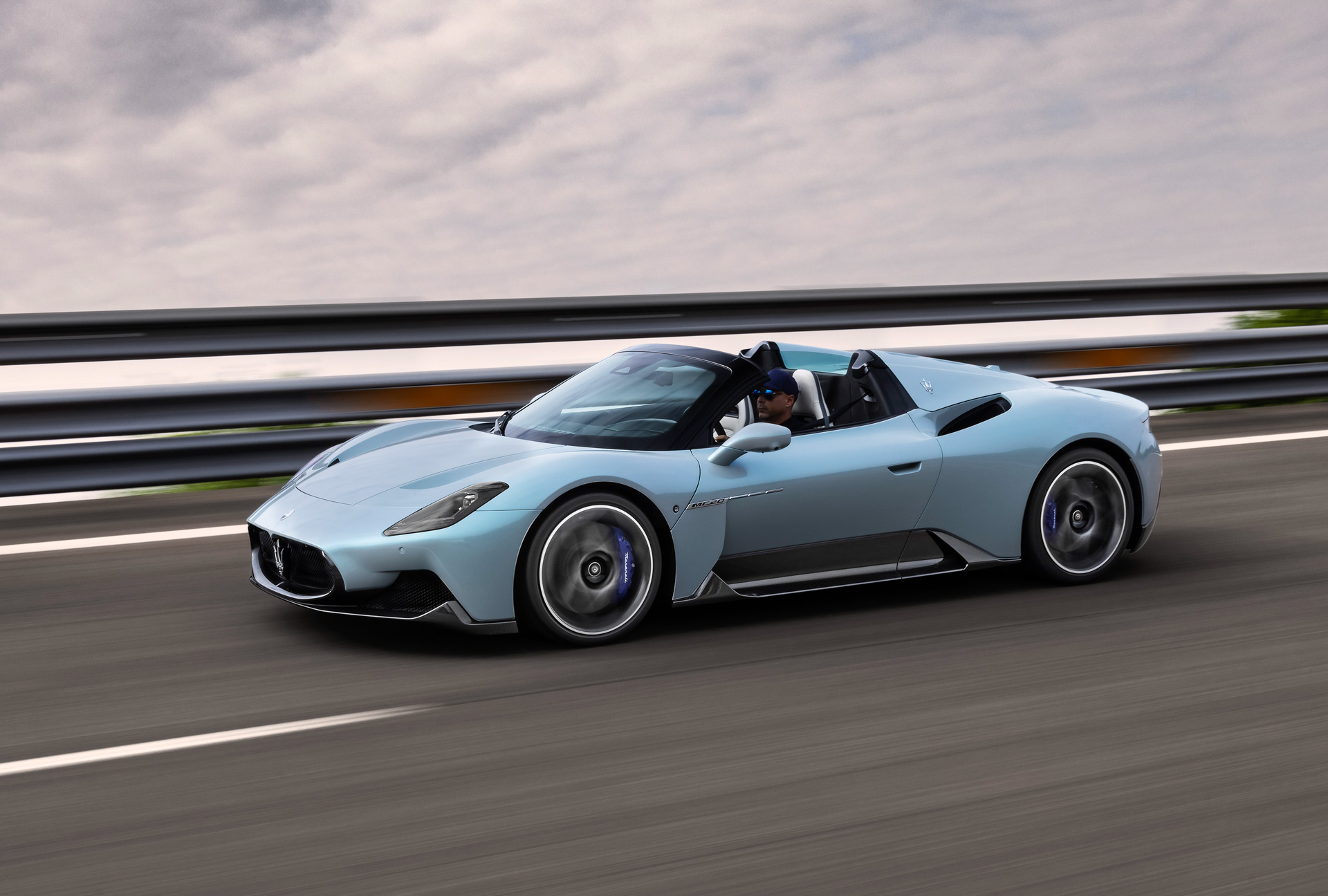 مازيراتي-mc20-سيلو-2