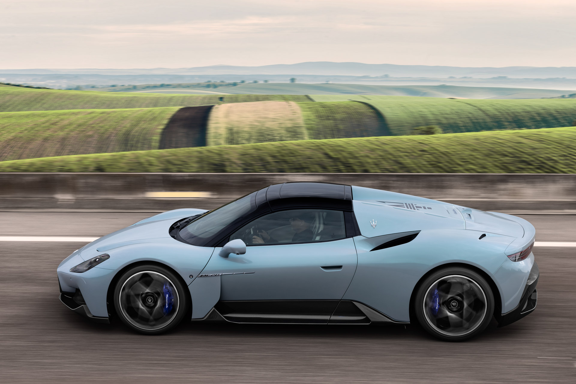 مازيراتي-mc20-سيلو-4