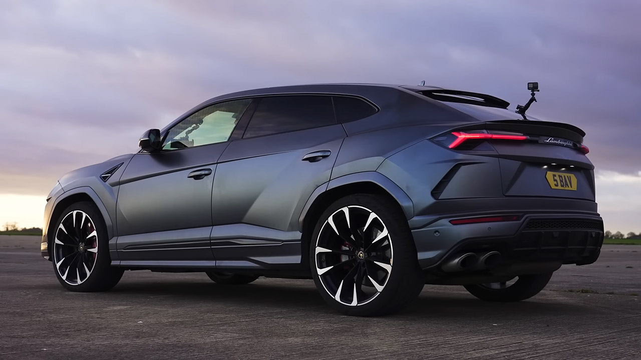 هل تصمد بي ام دبليو X7 أمام لامبورجيني اوروس في سباقات التسارع؟ بي ام دبليو X7 أمام لامبورجيني أوروس