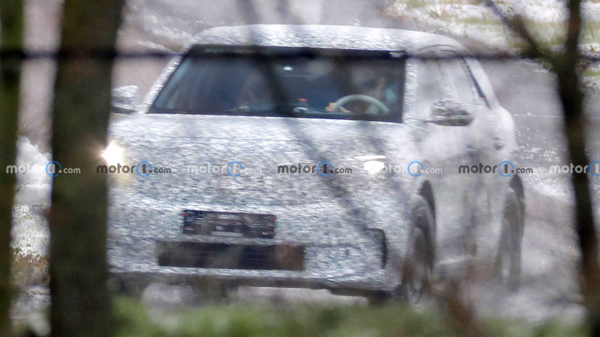 فورد تختبر SUV جديدة كلياً في أوروبا فورد