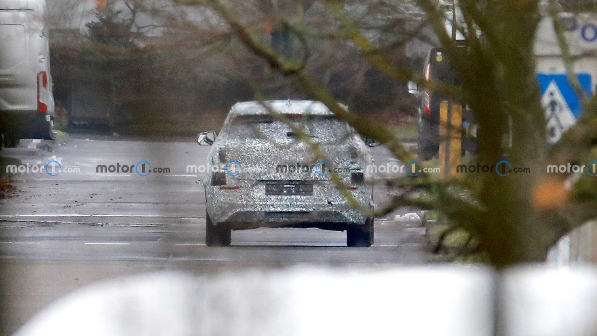 فورد تختبر SUV جديدة كلياً في أوروبا فورد