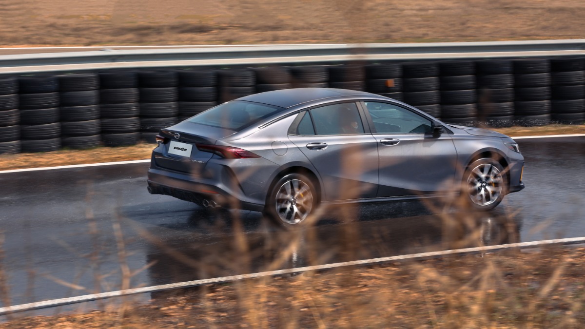 جي ايه سي امباو: سيدان رياضية قادمة للشرق الأوسط جي ايه سي امباو: سيدان رياضية قادمة للشرق الأوسط 12