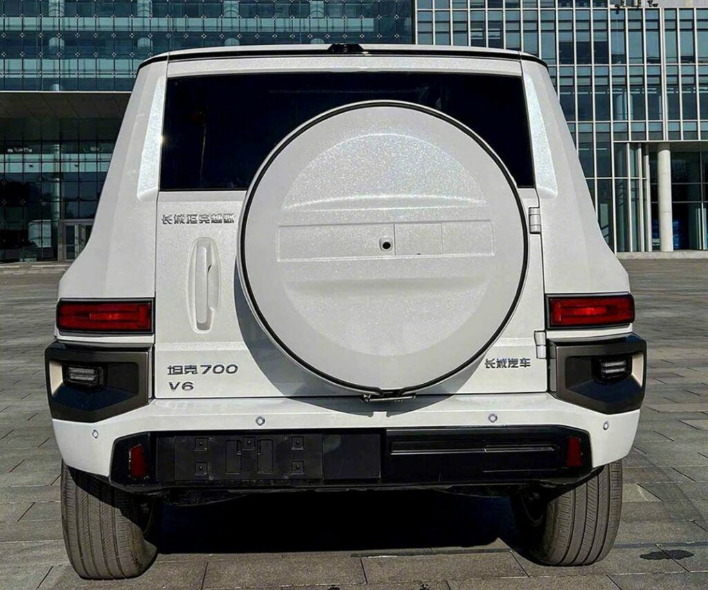 جريت وول تستعد لإطلاق تانك 700 الجديدة المنافسة للاندكروزر بمحرك V6 تانك 700 الجديدة