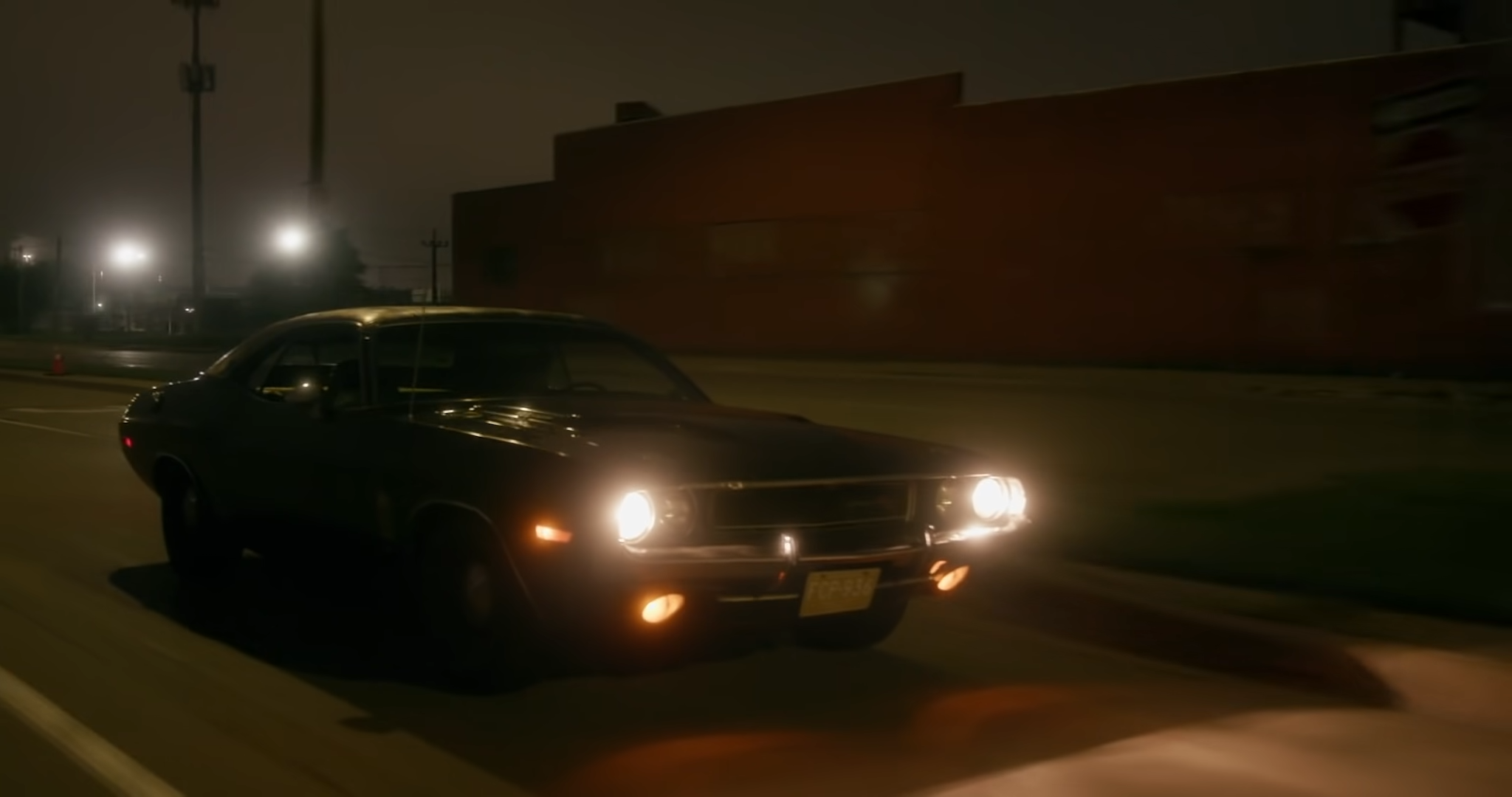 دودج تشالنجر الشبح الأسود – أسطورة سباقات الشوارع الأمريكية تُعرض للبيع بمزاد دودج تشالنجر الشبح الأسود