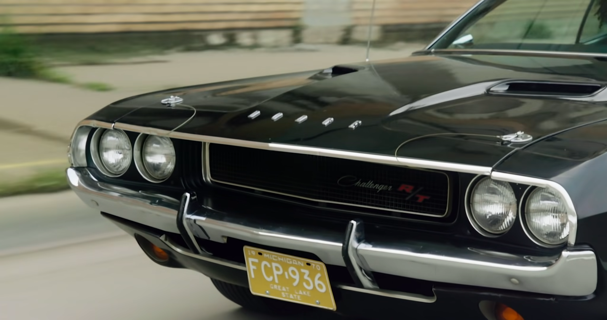 دودج تشالنجر الشبح الأسود – أسطورة سباقات الشوارع الأمريكية تُعرض للبيع بمزاد دودج تشالنجر الشبح الأسود