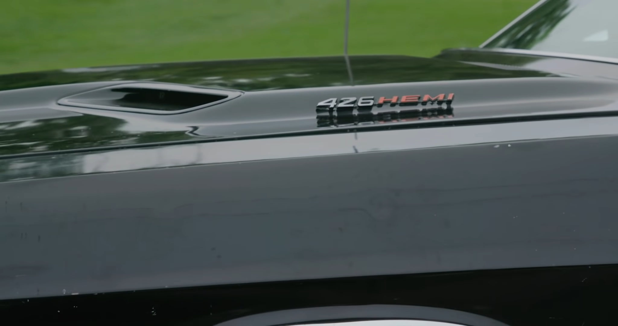 دودج تشالنجر الشبح الأسود – أسطورة سباقات الشوارع الأمريكية تُعرض للبيع بمزاد دودج تشالنجر الشبح الأسود – أسطورة سباقات الشوارع الأمريكية تُعرض للبيع بمزاد 1