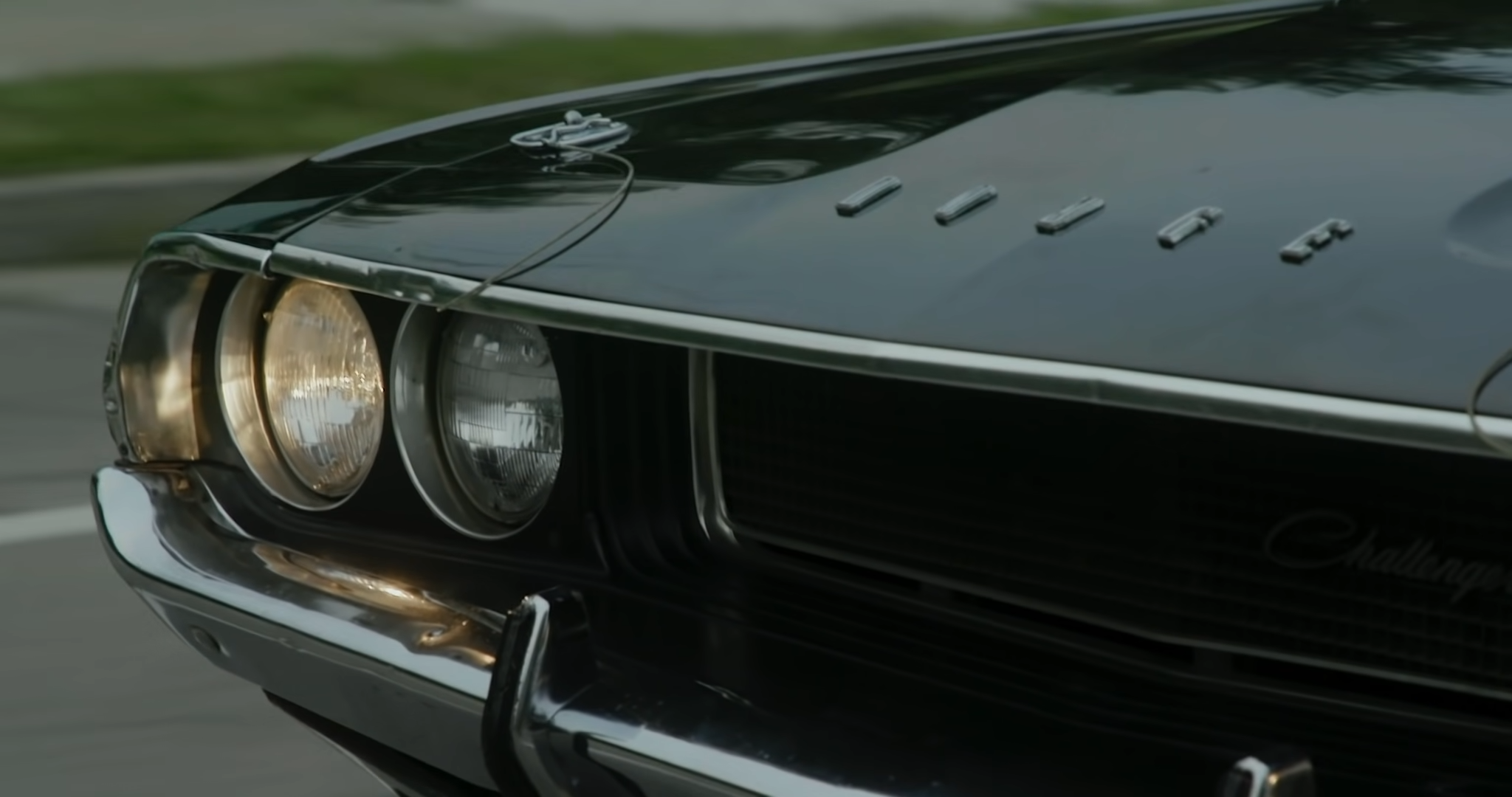 دودج تشالنجر الشبح الأسود – أسطورة سباقات الشوارع الأمريكية تُعرض للبيع بمزاد دودج تشالنجر الشبح الأسود