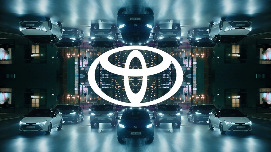 سيارات تويوتا سيدان واس يو في وهايبرد الأكثر مبيعا في السعودية لعام 2022