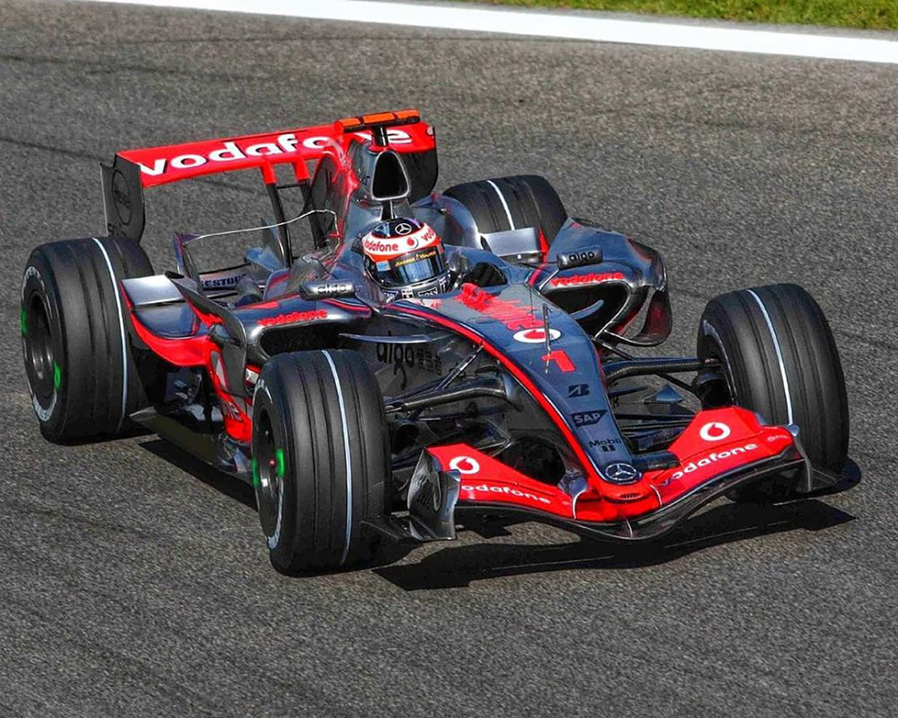 قصة ماكلارين ومرسيدس في فورمولا 1 من البداية حتى الانفصال ماكلارين ومرسيدس في فورمولا 1