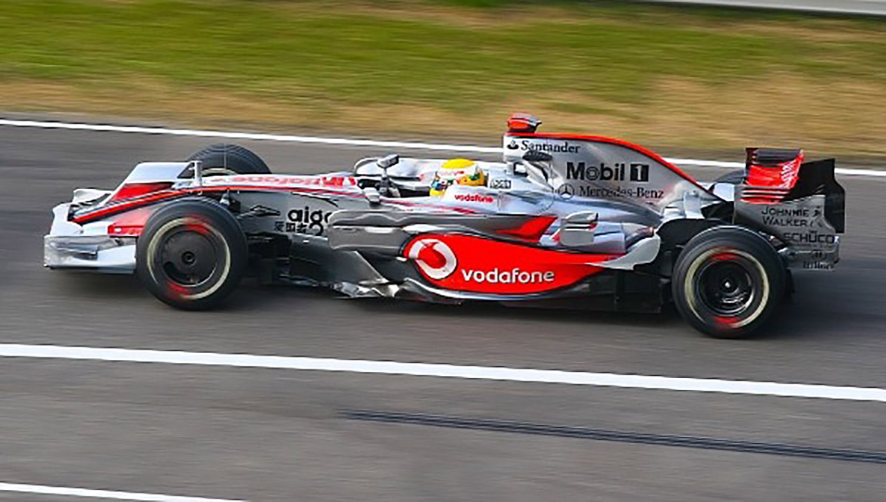 قصة ماكلارين ومرسيدس في فورمولا 1 من البداية حتى الانفصال ماكلارين ومرسيدس في فورمولا 1