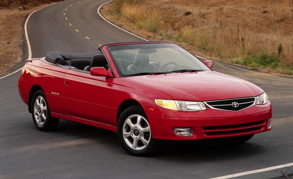 أبرز ما ميز أجيال تويوتا كامري حتى إصدار الذكرى الـ40 أبرز ما ميز أجيال تويوتا كامري حتى إصدار الذكرى الـ40 8