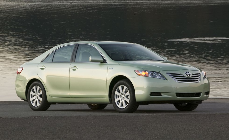 أبرز ما ميز أجيال تويوتا كامري حتى إصدار الذكرى الـ40 أبرز ما ميز أجيال تويوتا كامري حتى إصدار الذكرى الـ40 12