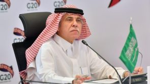 وزارة التجارة تمنح الأفراد أولوية شراء السيارات على حساب المعارض 3