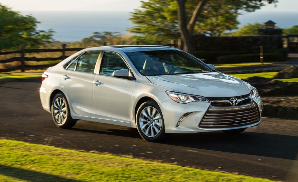 أبرز ما ميز أجيال تويوتا كامري حتى إصدار الذكرى الـ40 أبرز ما ميز أجيال تويوتا كامري حتى إصدار الذكرى الـ40 14