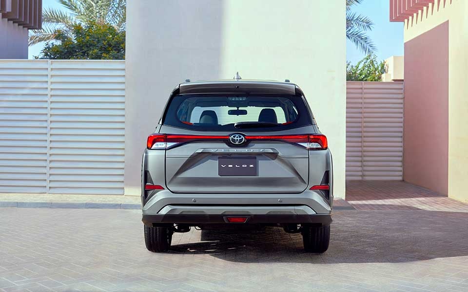 سيارة 3 صفوف بسعر 80 ألف ريال.. الاختلافات بين تويوتا فيلوز الجديد وراش سيارة 3 صفوف بسعر 80 ألف ريال.. الاختلافات بين تويوتا فيلوز الجديد وراش 1