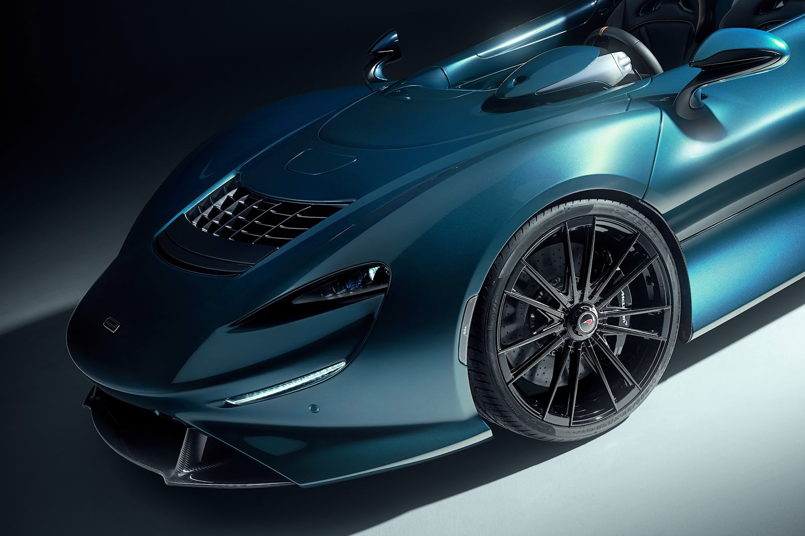 ماكلارين إلفا تحصل على حزمة تعديلات فريدة من شركة نوفيتك بقوة 919 حصان NOVITEC MCLAREN ELVA