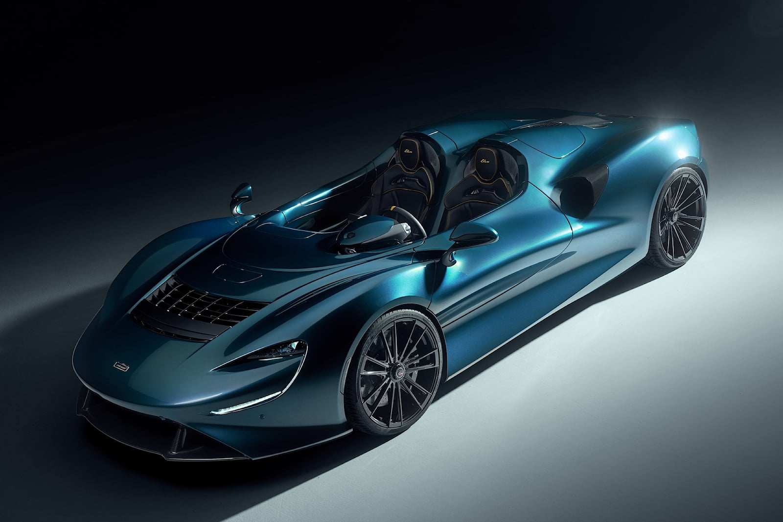 ماكلارين إلفا تحصل على حزمة تعديلات فريدة من شركة نوفيتك بقوة 919 حصان NOVITEC MCLAREN ELVA