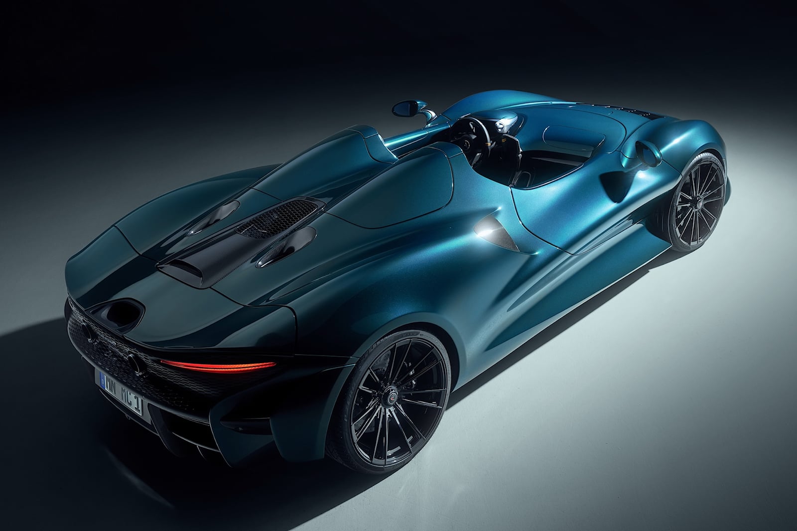 ماكلارين إلفا تحصل على حزمة تعديلات فريدة من شركة نوفيتك بقوة 919 حصان ماكلارين إلفا تحصل على حزمة تعديلات فريدة من شركة نوفيتك بقوة 919 حصان 3