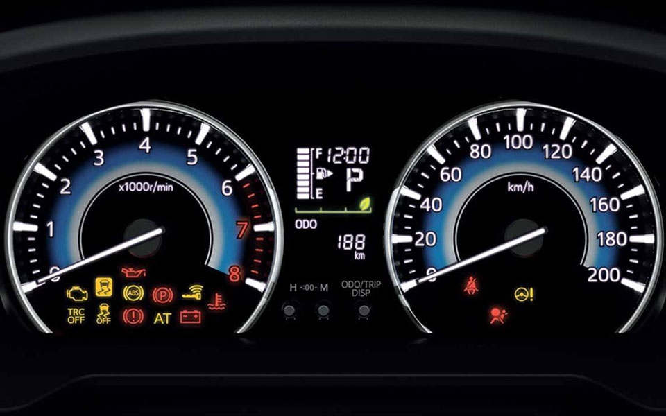 سيارة 3 صفوف بسعر 80 ألف ريال.. الاختلافات بين تويوتا فيلوز الجديد وراش سيارة 3 صفوف بسعر 80 ألف ريال.. الاختلافات بين تويوتا فيلوز الجديد وراش 8