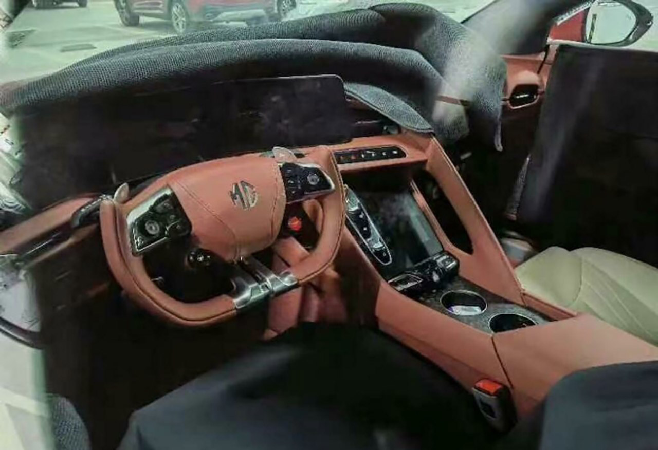 ام جي سيبرستير رودستر الإنتاجية الجديدة كلياً تظهر في صورة تجسسية للمرة الأولى ام جي سيبرستير