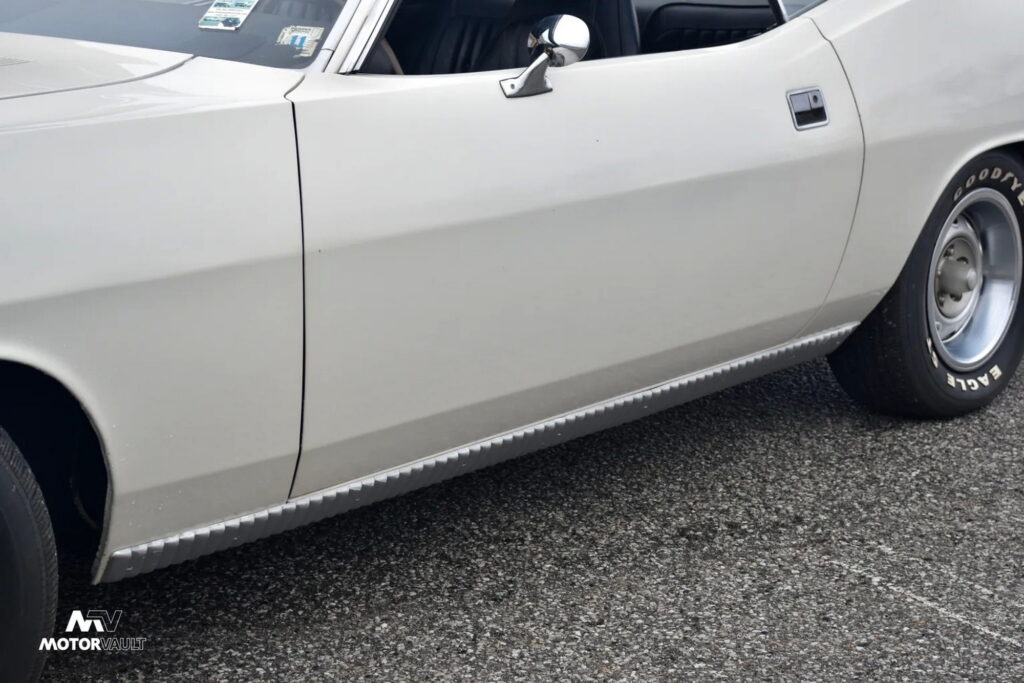 أول نسخة إنتاجية من بليموث هيمي كودا تُعرض للبيع بمقابل 8.24 مليون ريال بليموث هيمي كودا