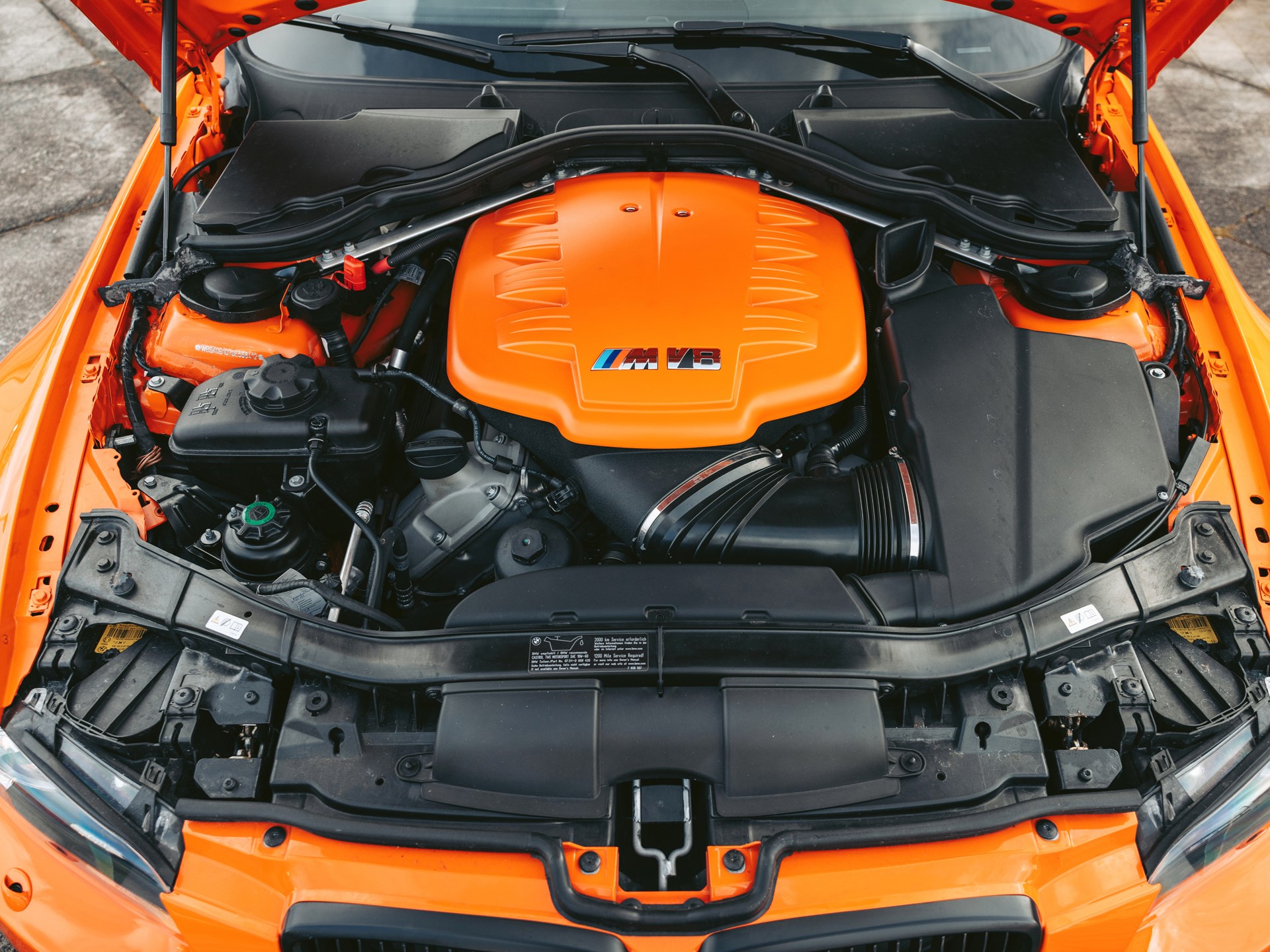 خمسة أجيال حصرية من سيارات بي ام دبليو M3 و M4 تُعرض للبيع في مزاد خمسة أجيال حصرية من سيارات بي ام دبليو M3 و M4 تُعرض للبيع في مزاد 1