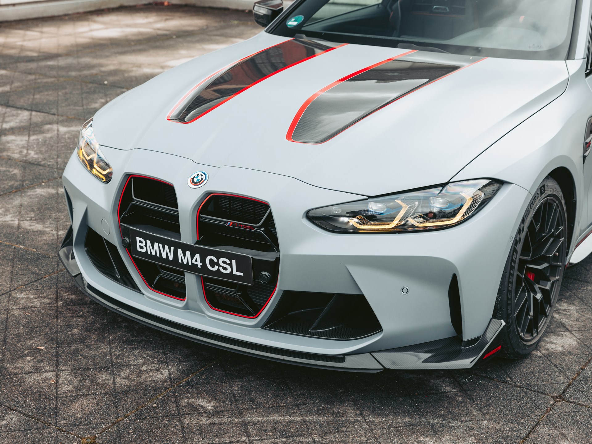 خمسة أجيال حصرية من سيارات بي ام دبليو M3 و M4 تُعرض للبيع في مزاد خمسة أجيال حصرية من سيارات بي ام دبليو M3 و M4 تُعرض للبيع في مزاد 5