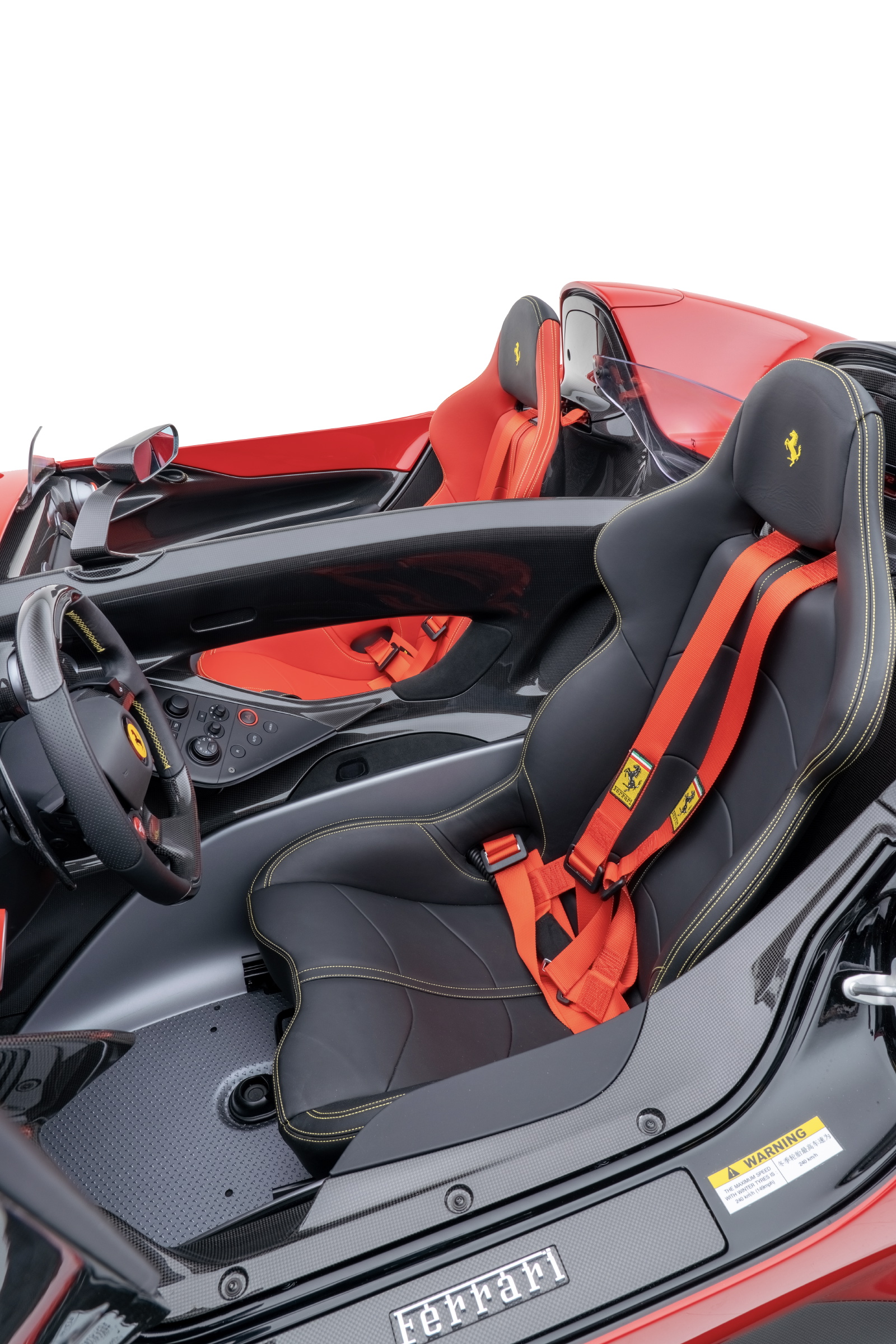 فيراري مونزا SP2 تحصل على حزمة تعديلات رياضية من شركة مانسوري فيراري مونزا SP2 مانسوري