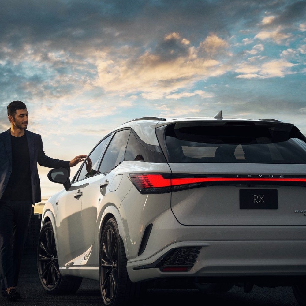 لكزس-rx-2023-المربع-نت-4