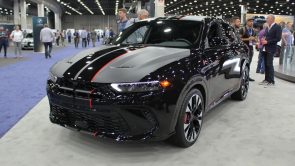 دودج هورنيت 2023 تنطلق في السوق الأمريكي والكشف عن الأسعار 3